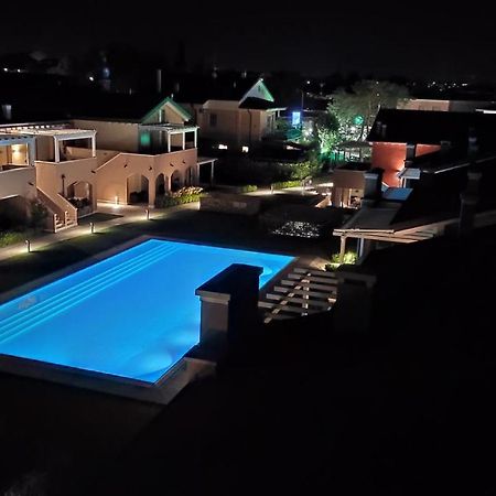 Vanilla Apartment Peschiera del Garda Bagian luar foto