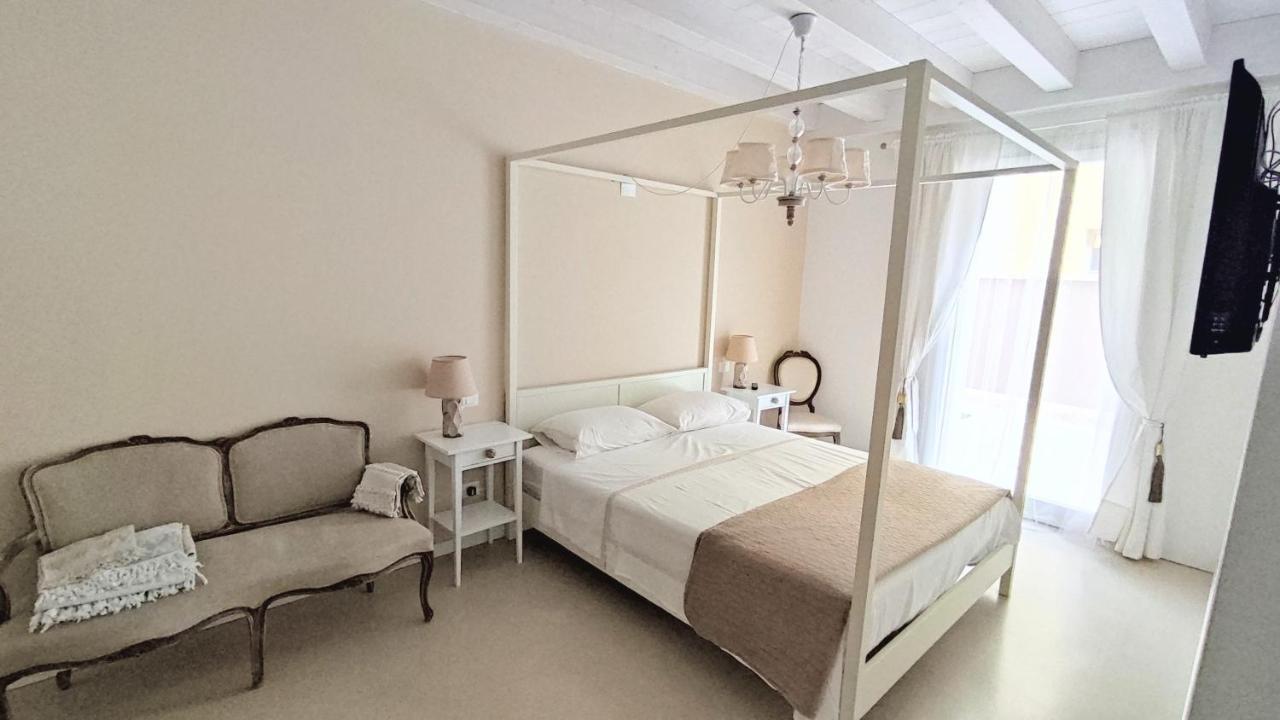 Vanilla Apartment Peschiera del Garda Bagian luar foto