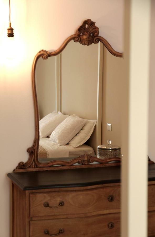 Vanilla Apartment Peschiera del Garda Bagian luar foto