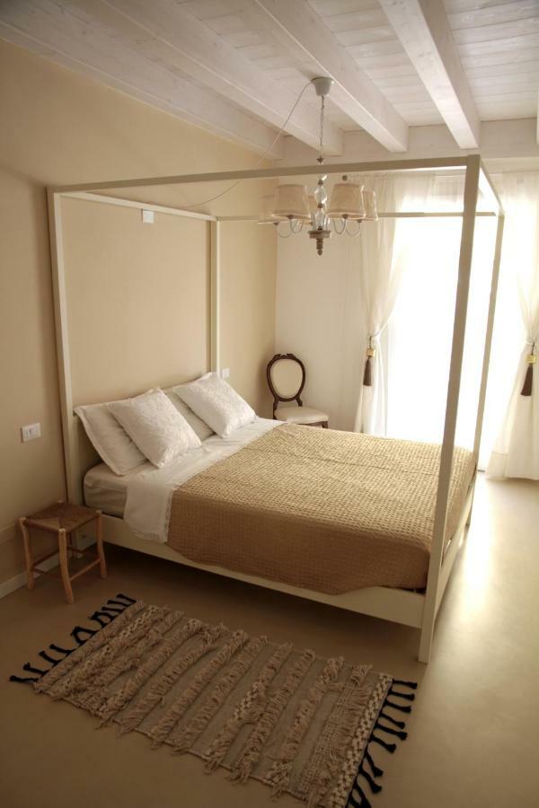 Vanilla Apartment Peschiera del Garda Bagian luar foto
